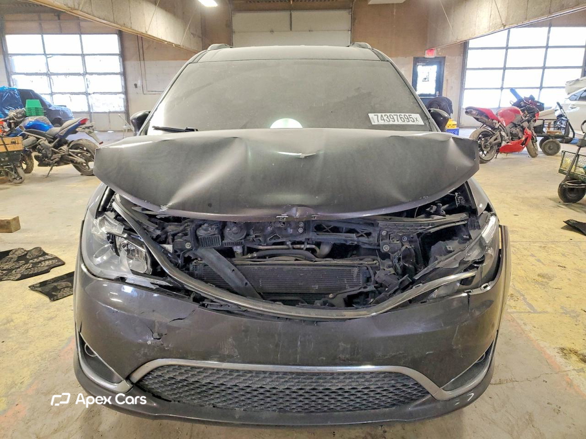 Chrysler Pacifica 2017