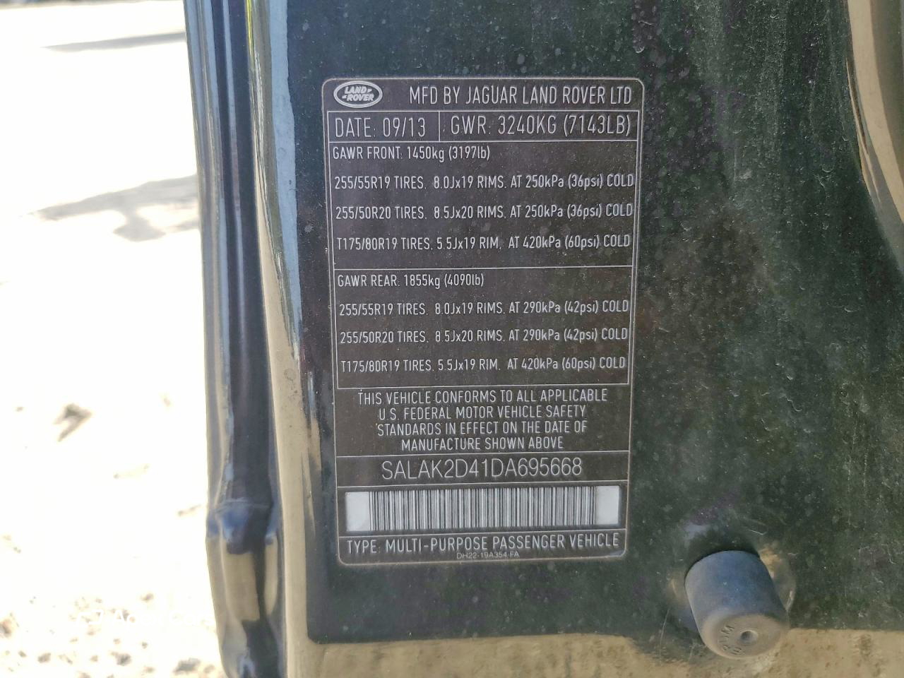 Land Rover LR4 2013