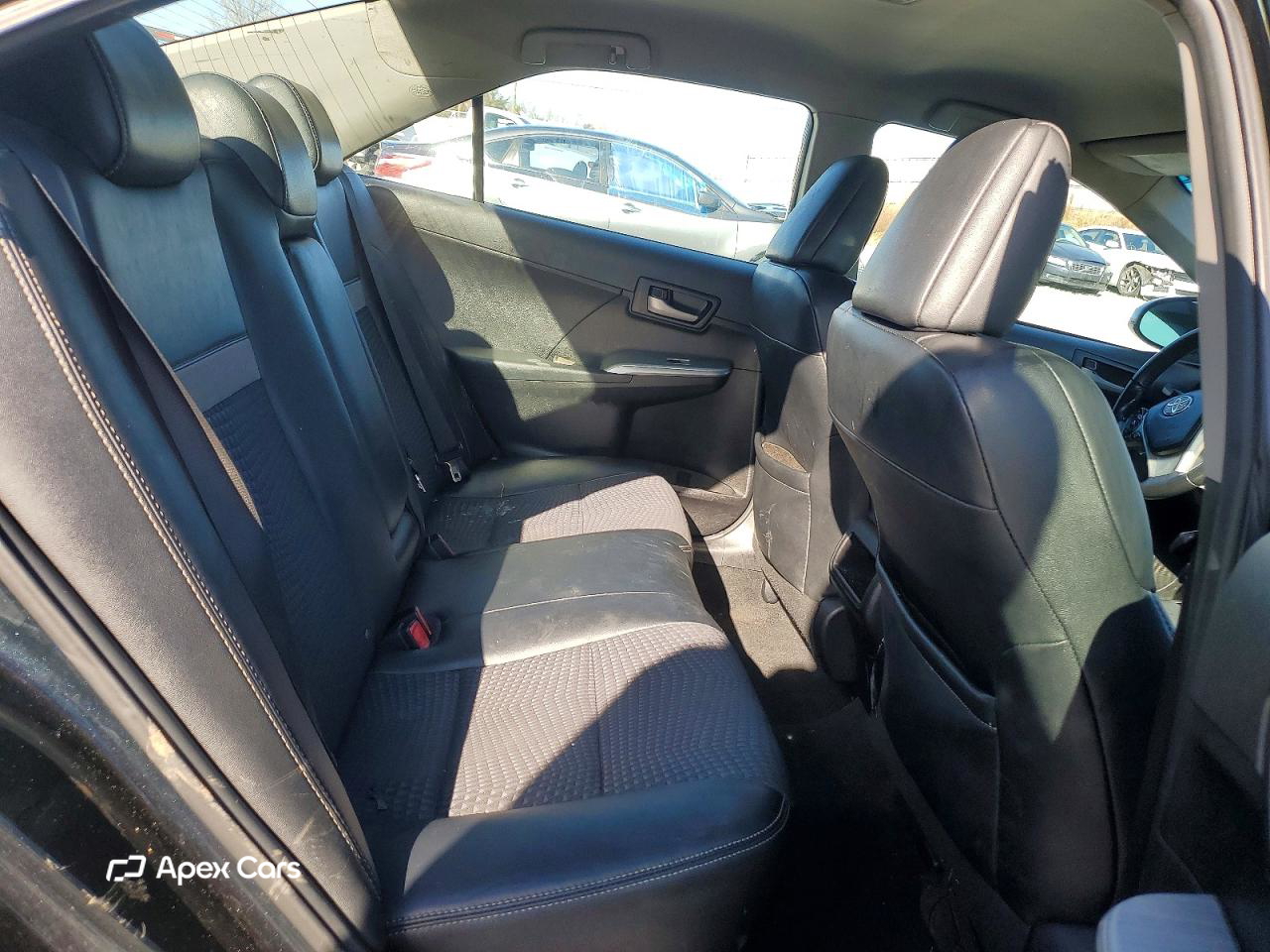 Toyota Camry 2012