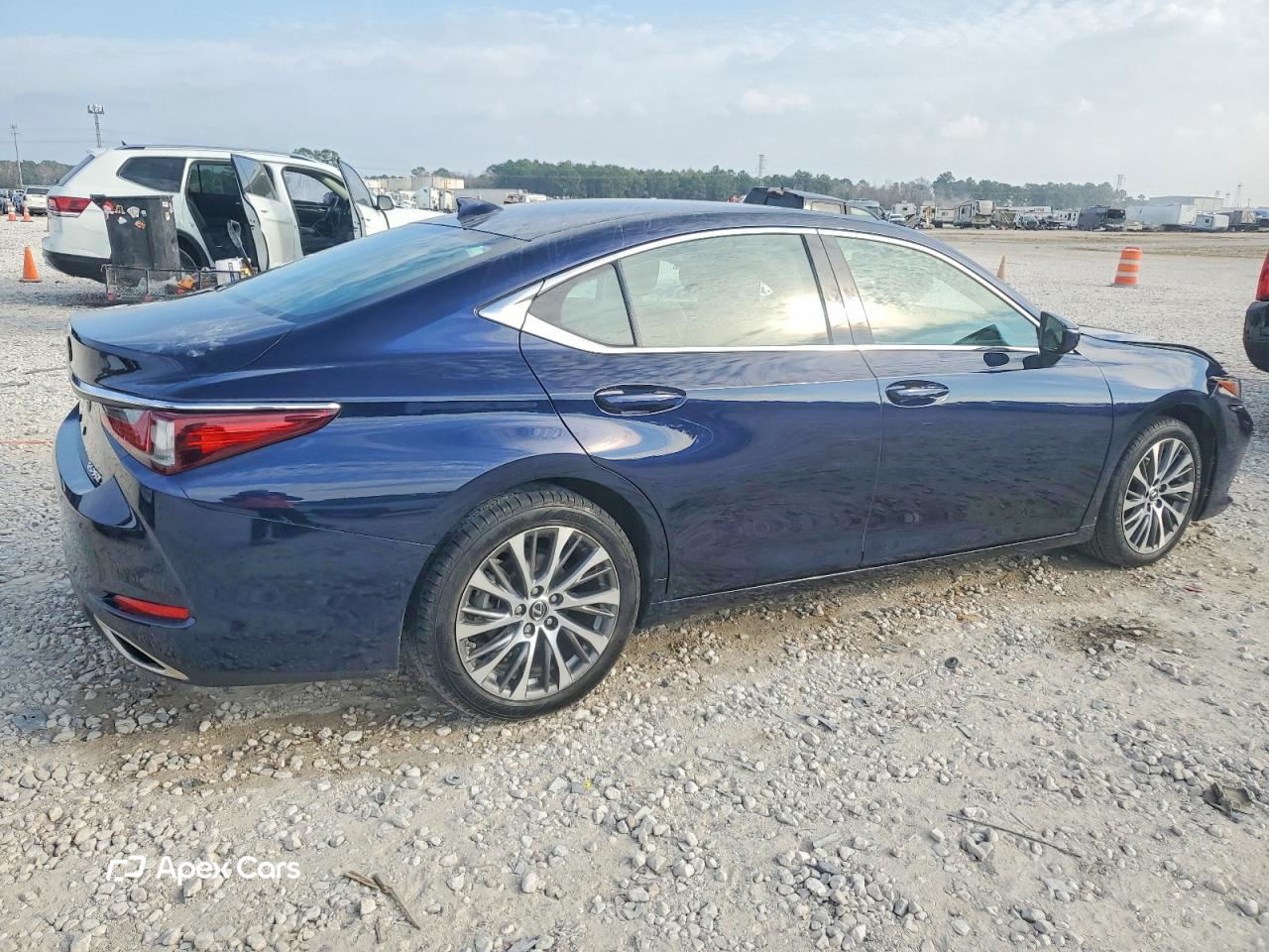 Lexus ES 2019