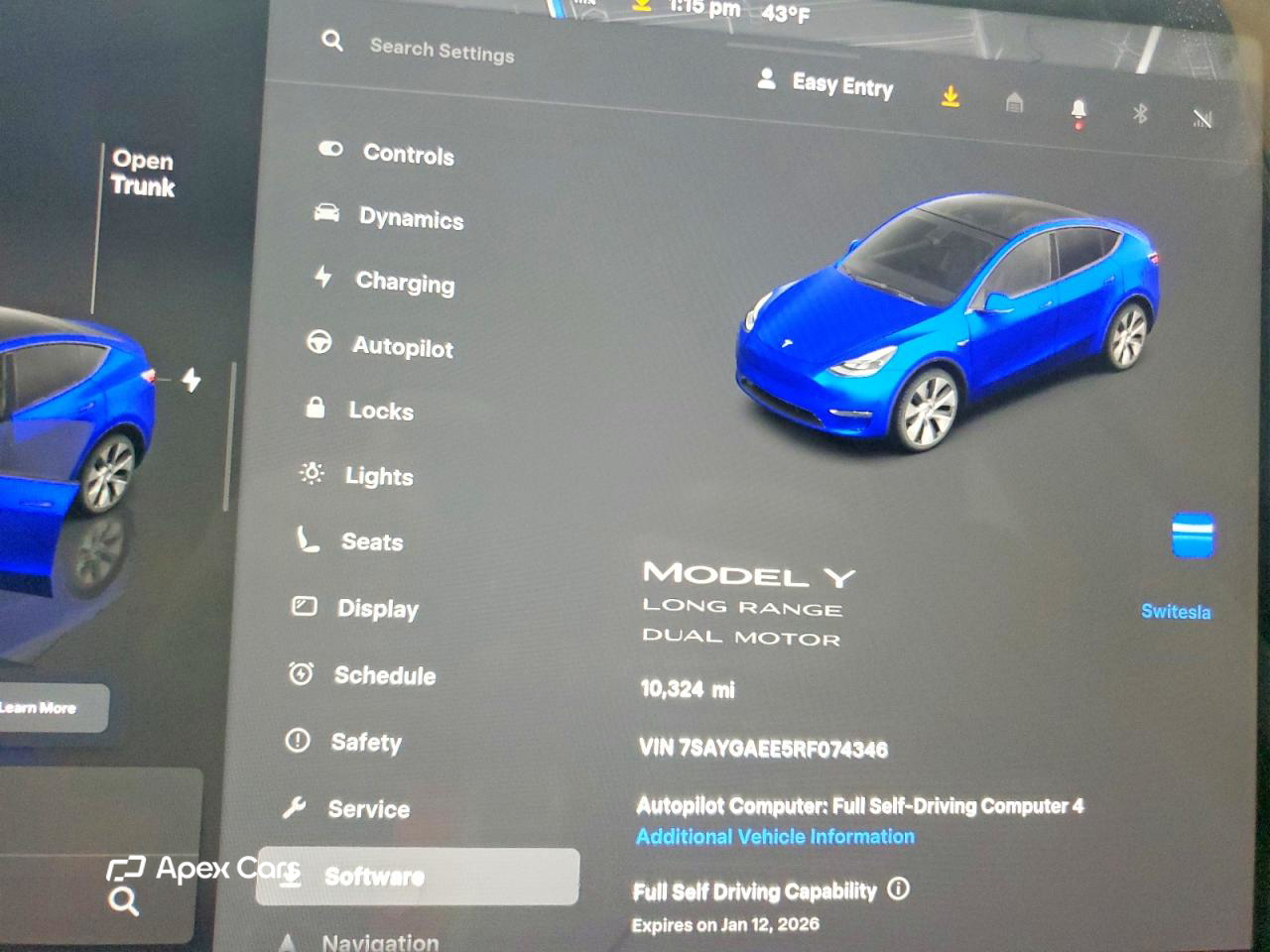 Tesla Model Y 2024