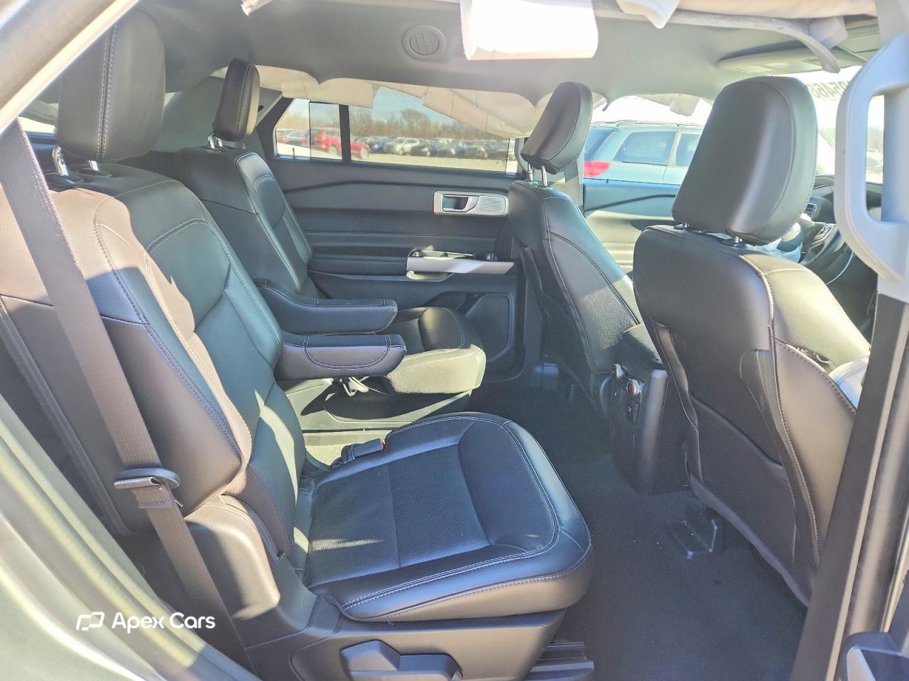 Ford Explorer 2024