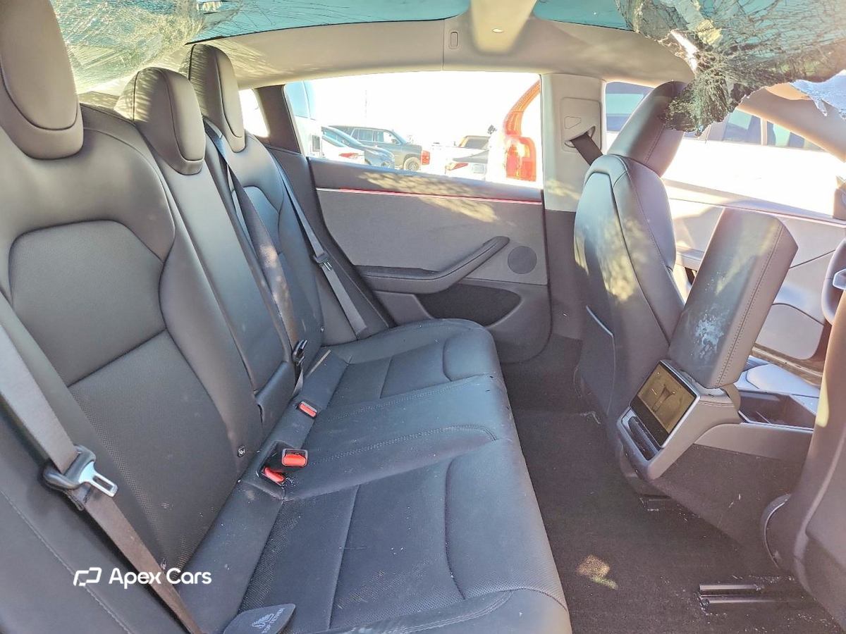 Tesla Model 3 2025