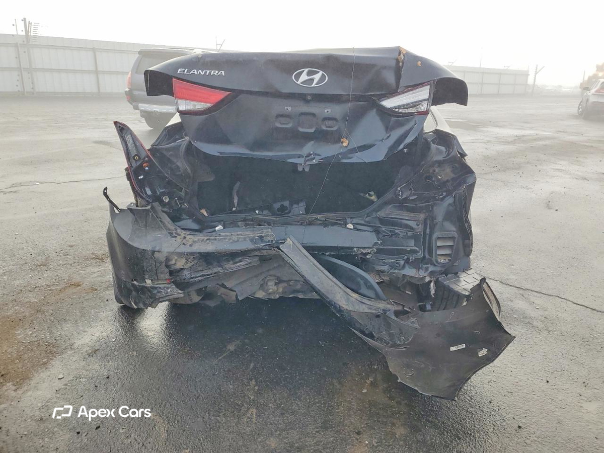 Hyundai Elantra 2015