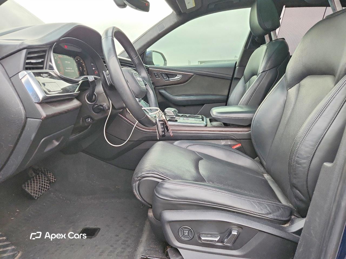 Audi Q8 2021