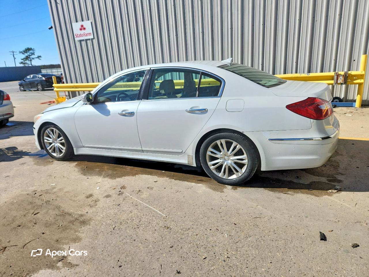 Hyundai Genesis 2013
