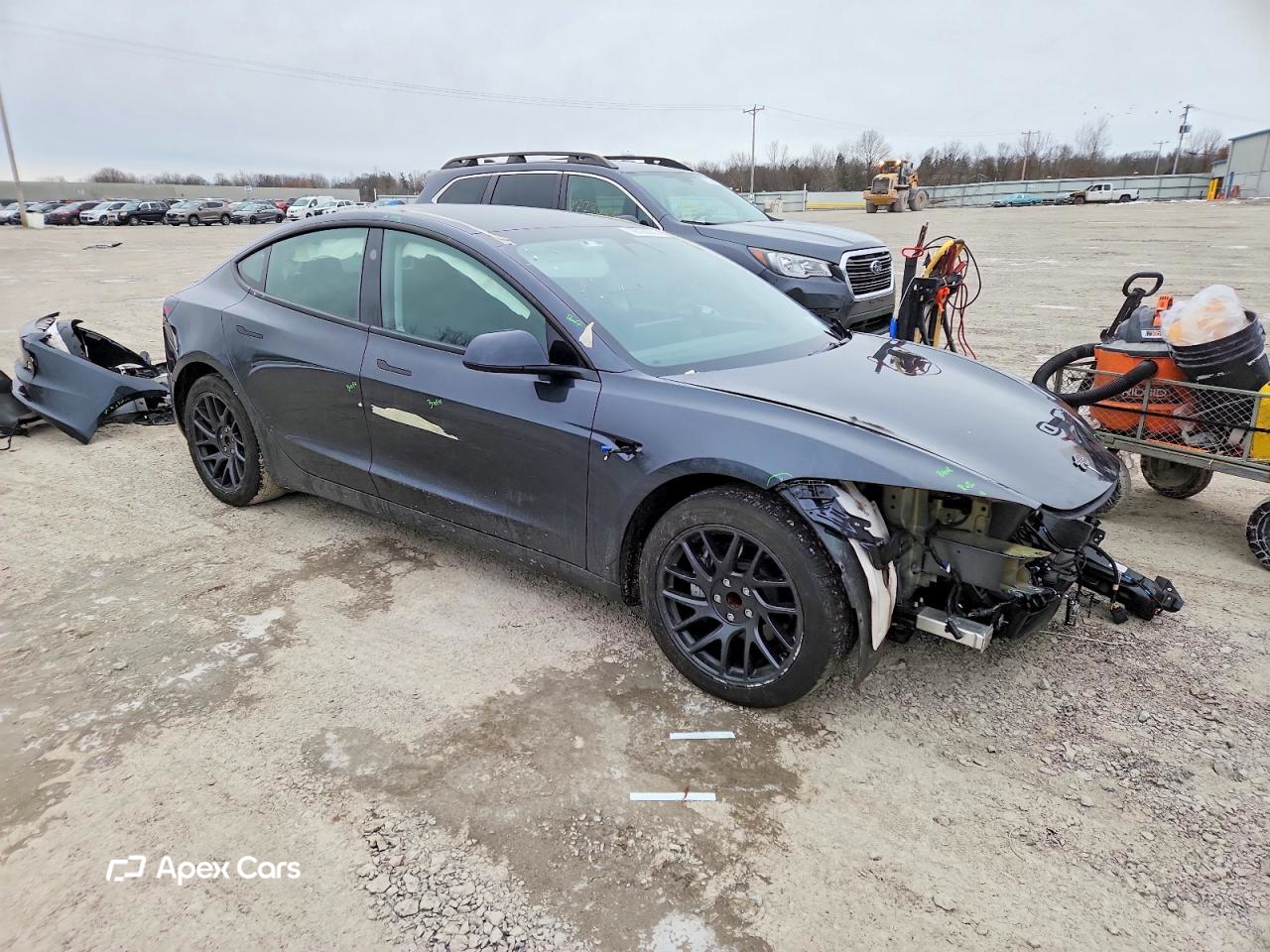 Tesla Model 3 2024