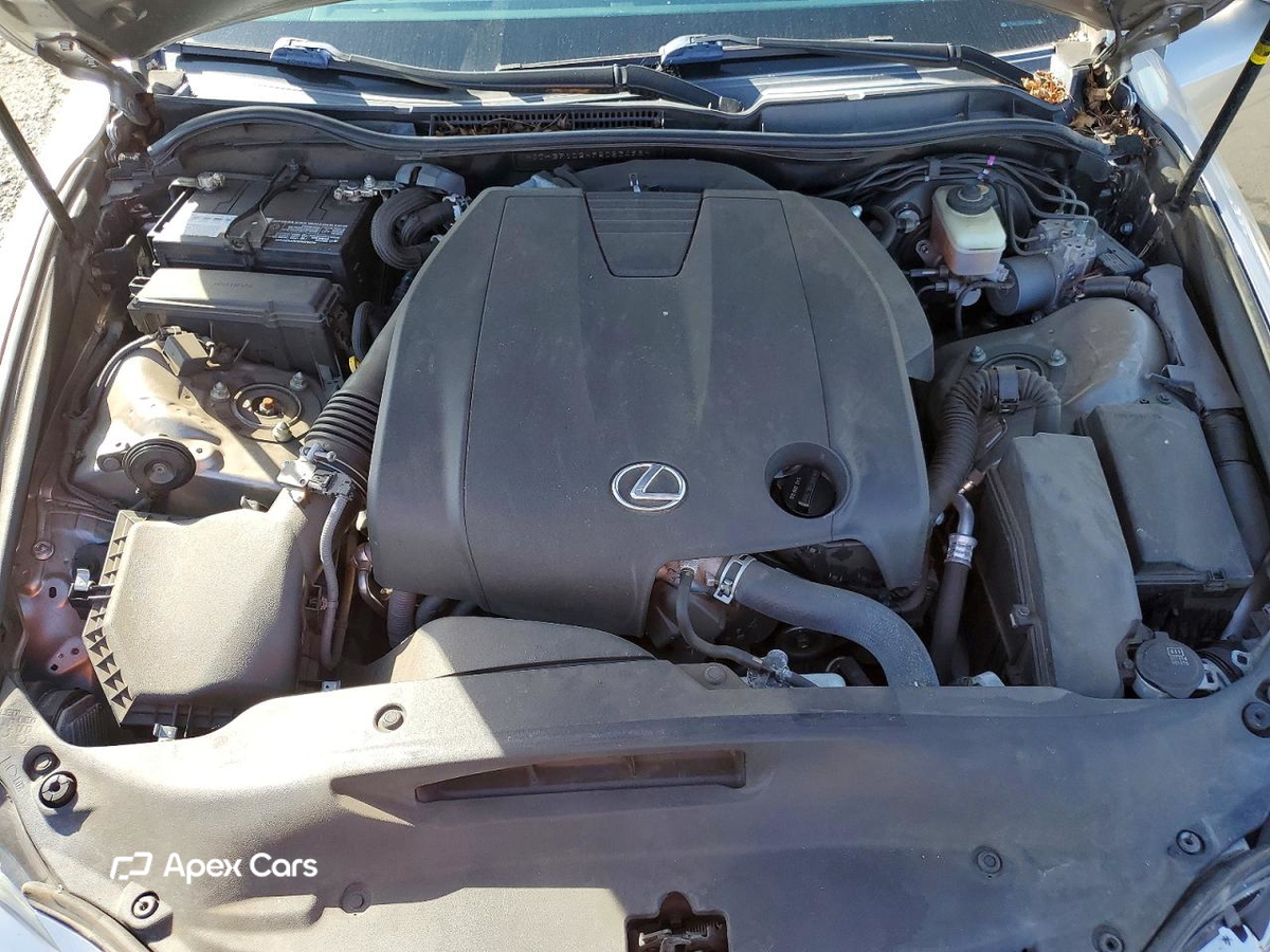 Lexus IS 2015