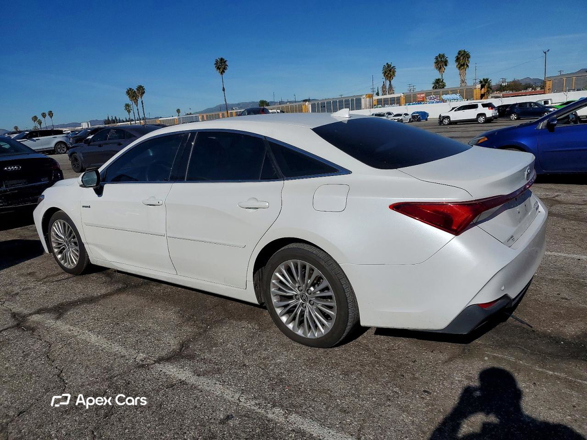 Toyota Avalon 2020