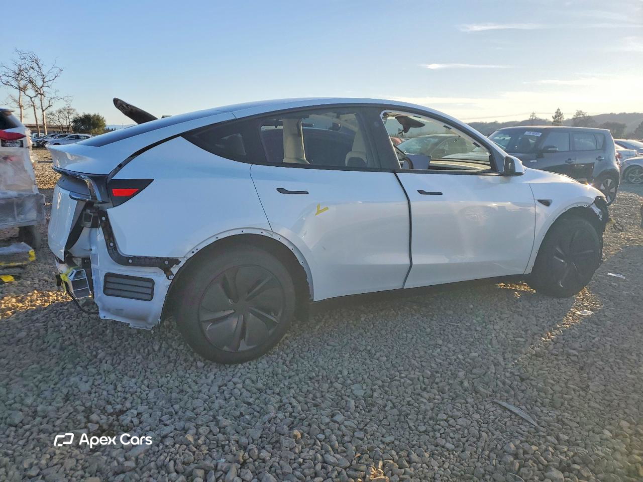 Tesla Model Y 2026