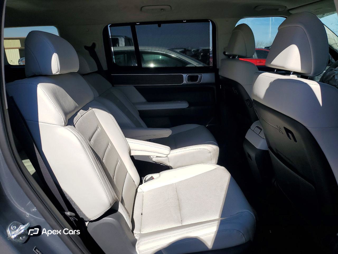Hyundai Santa Fe 2025