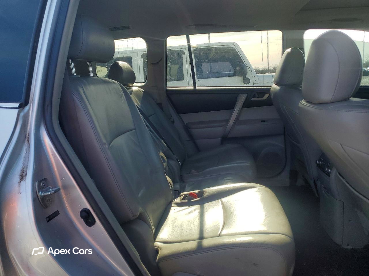 Toyota Highlander 2011