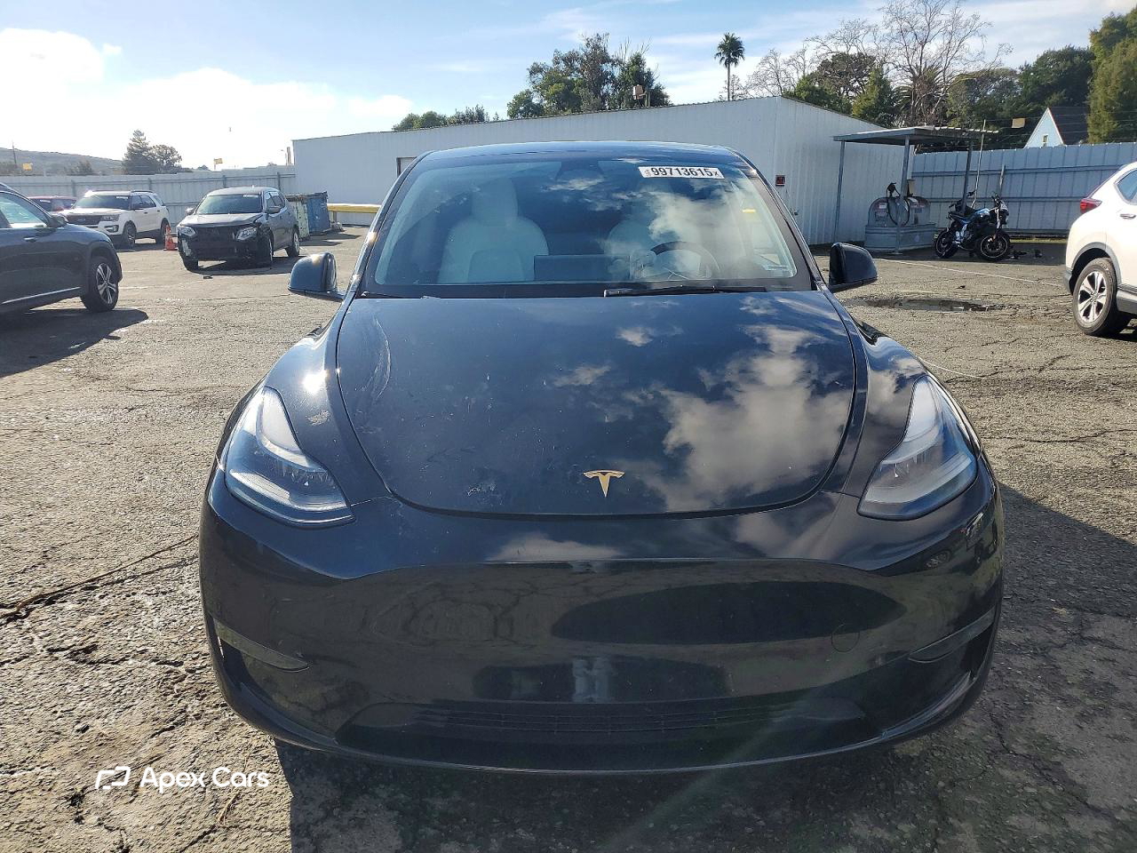 Tesla Model Y 2022