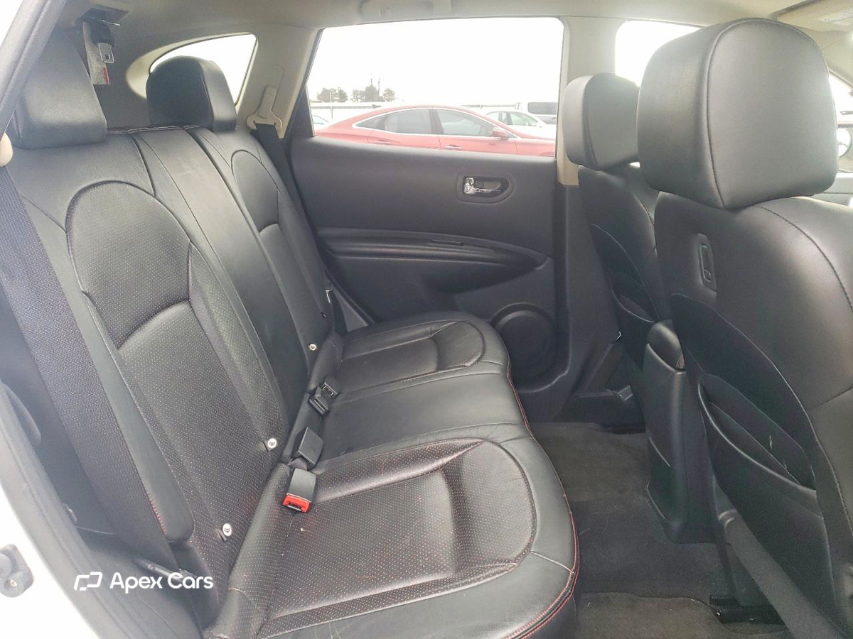 Nissan Rogue 2012