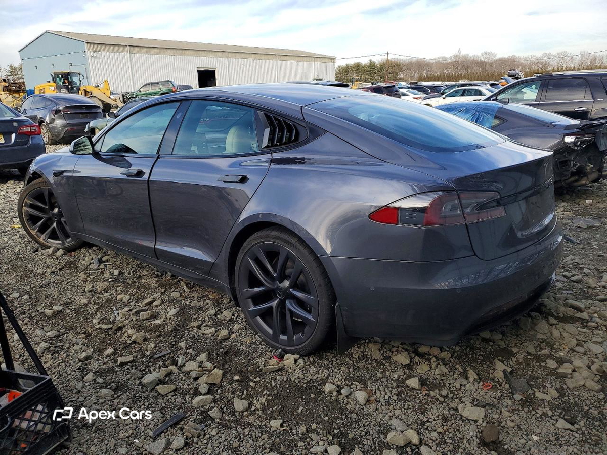 Tesla Model S 2021