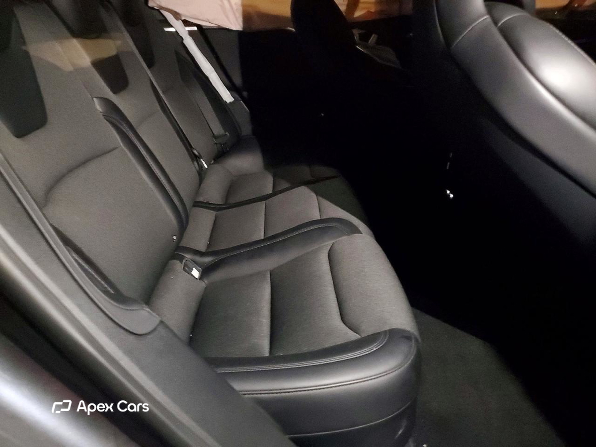 Tesla Model S 2018