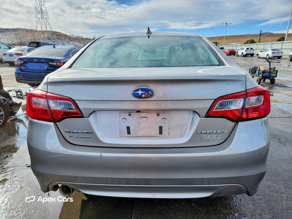 Subaru Legacy 2017