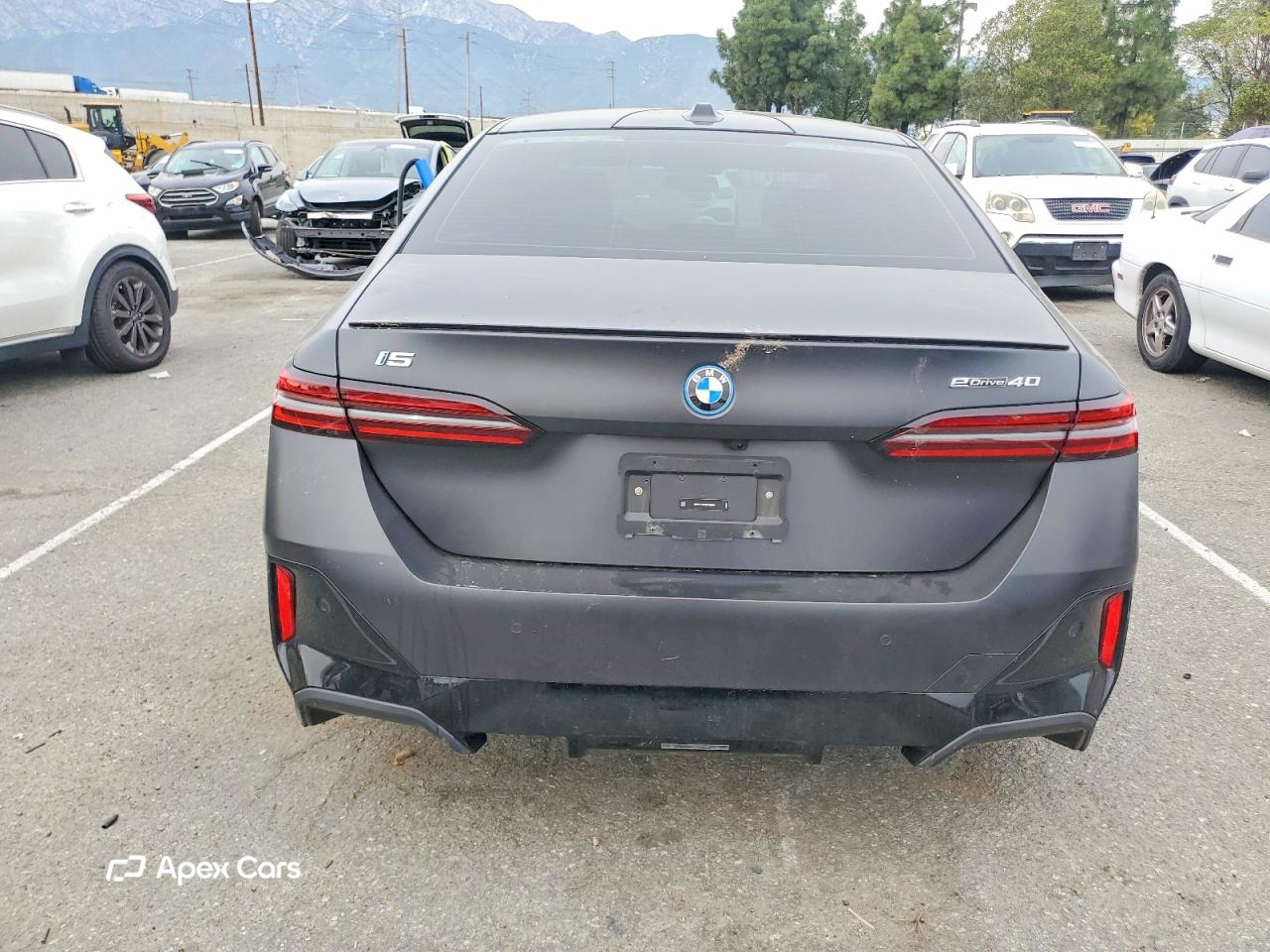 BMW i5 2025