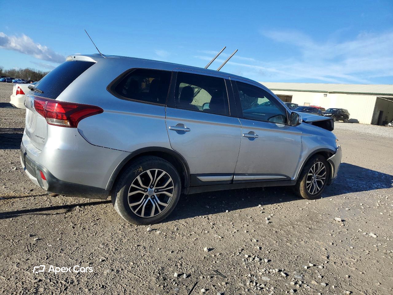 Mitsubishi Outlander 2016