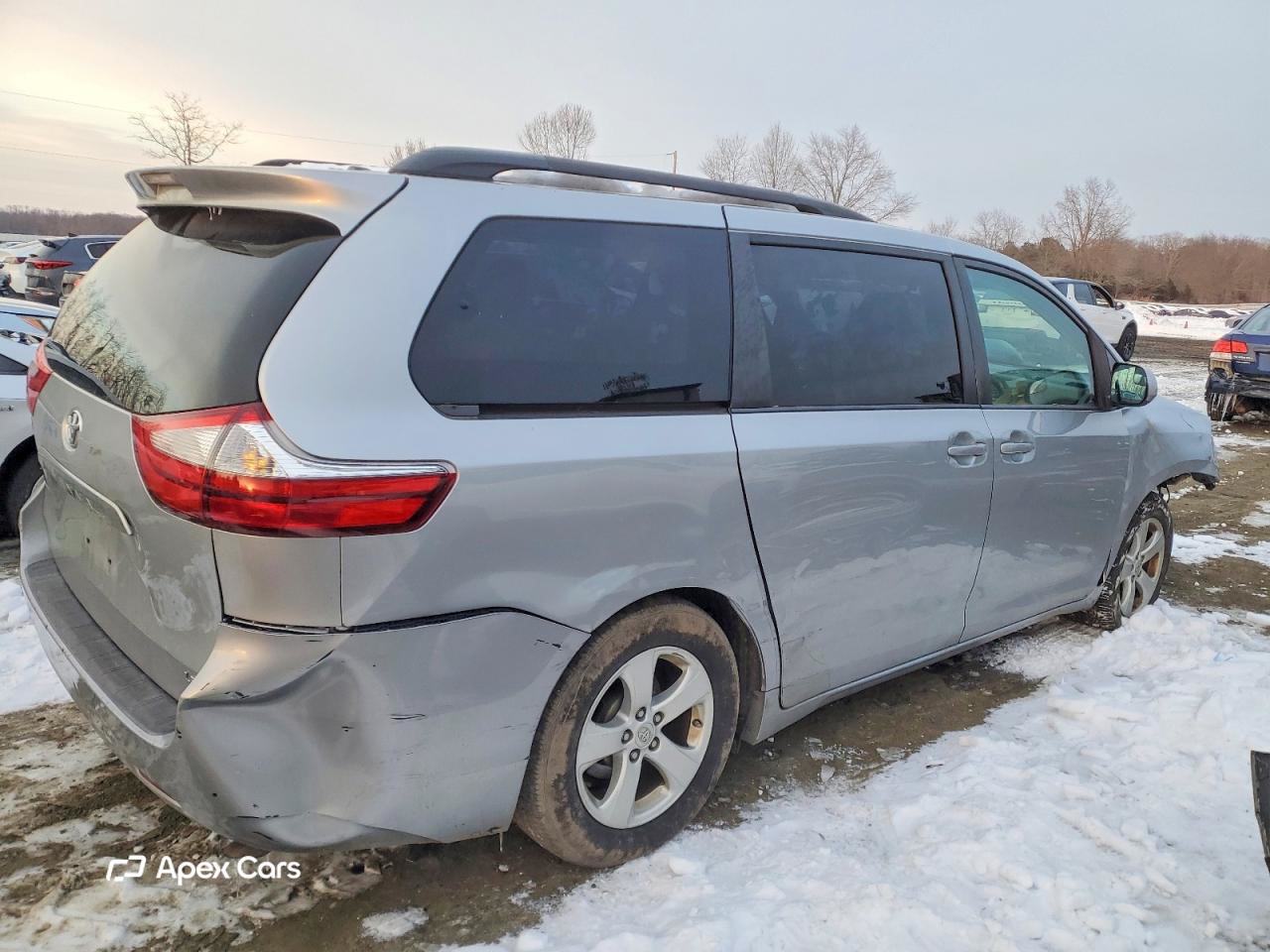 Toyota Sienna 2016
