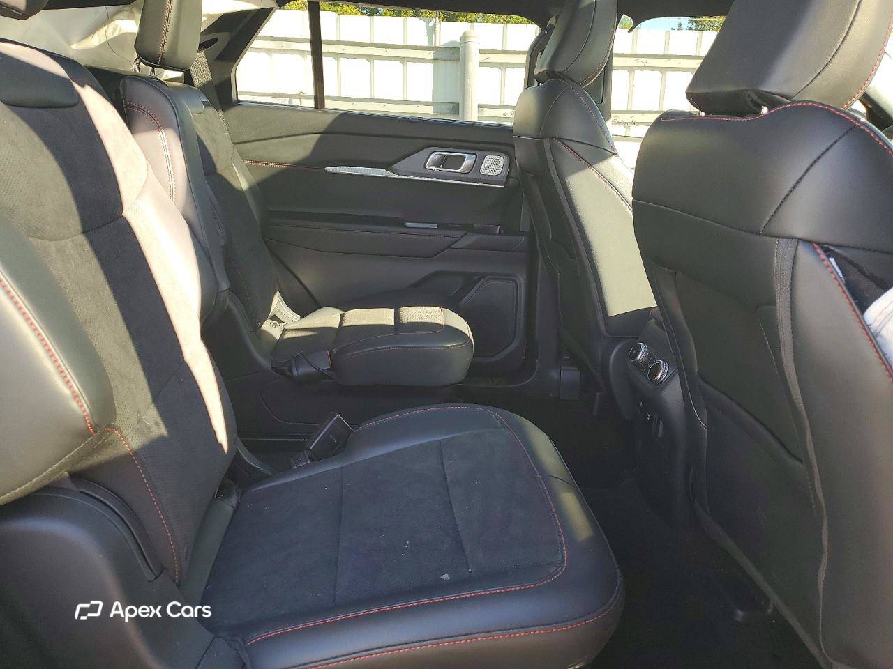 Ford Explorer 2025