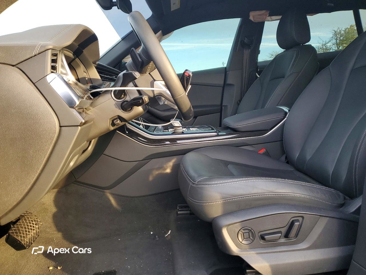 Audi Q8 2025