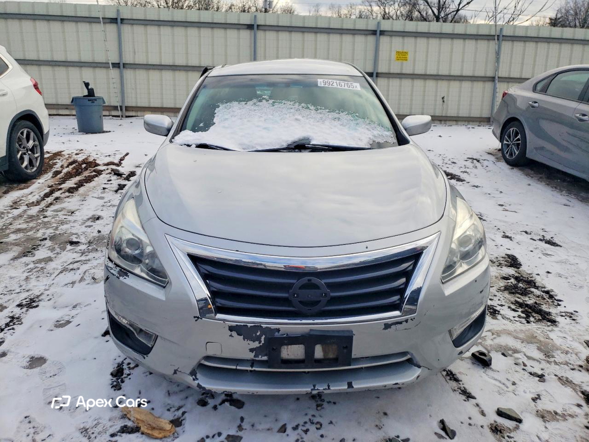Nissan Altima 2015