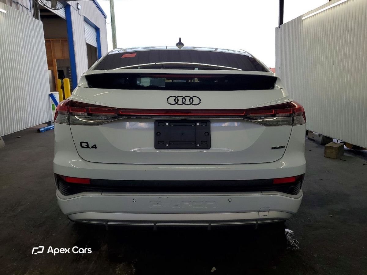 Audi Q4 e-tron 2023