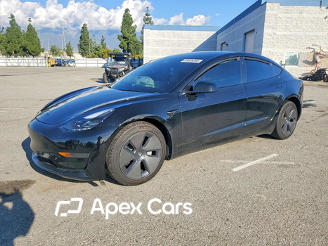 Tesla Model 3 2023 - Image 1 of 13