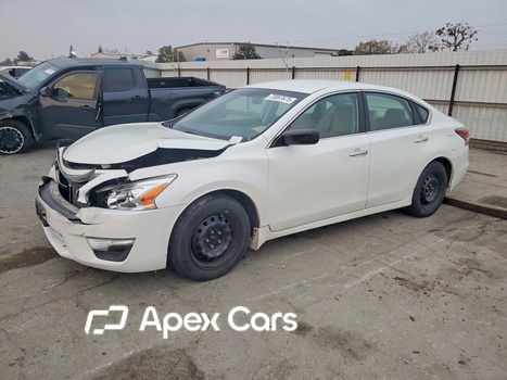 Nissan Altima 2015 - Image 1 of 14