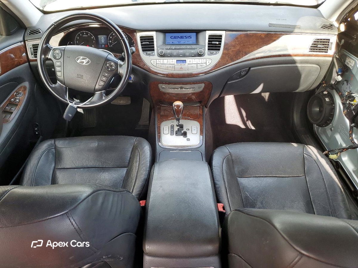 Hyundai Genesis 2009