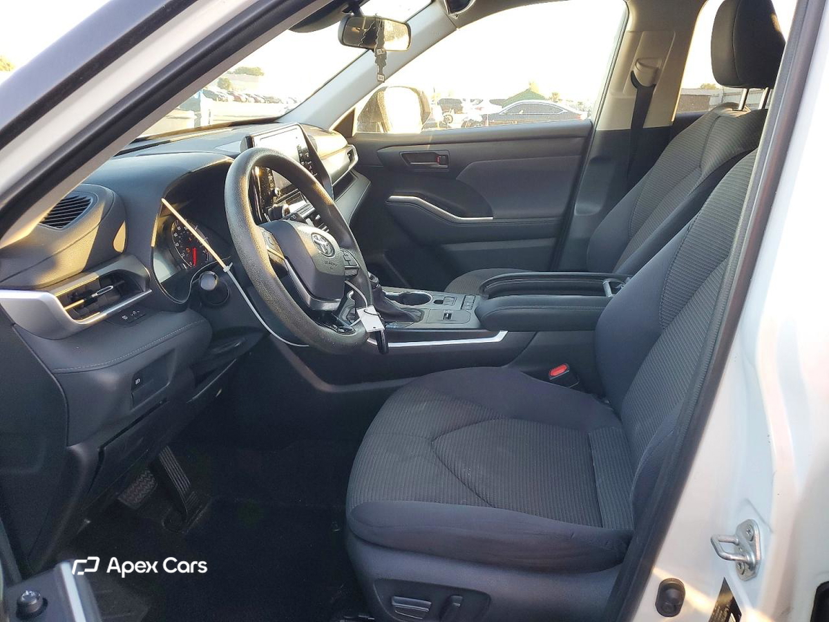 Toyota Highlander 2021