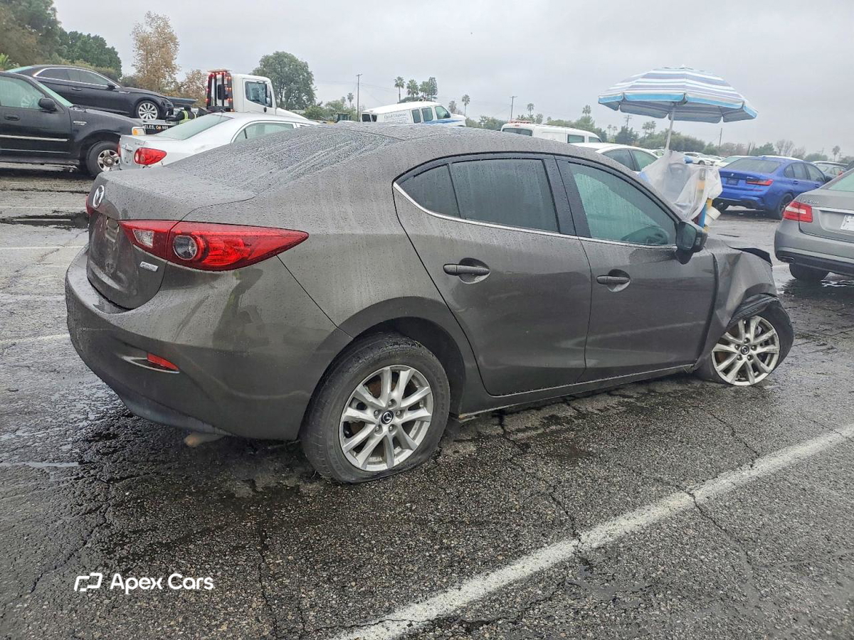 Mazda 3 2016
