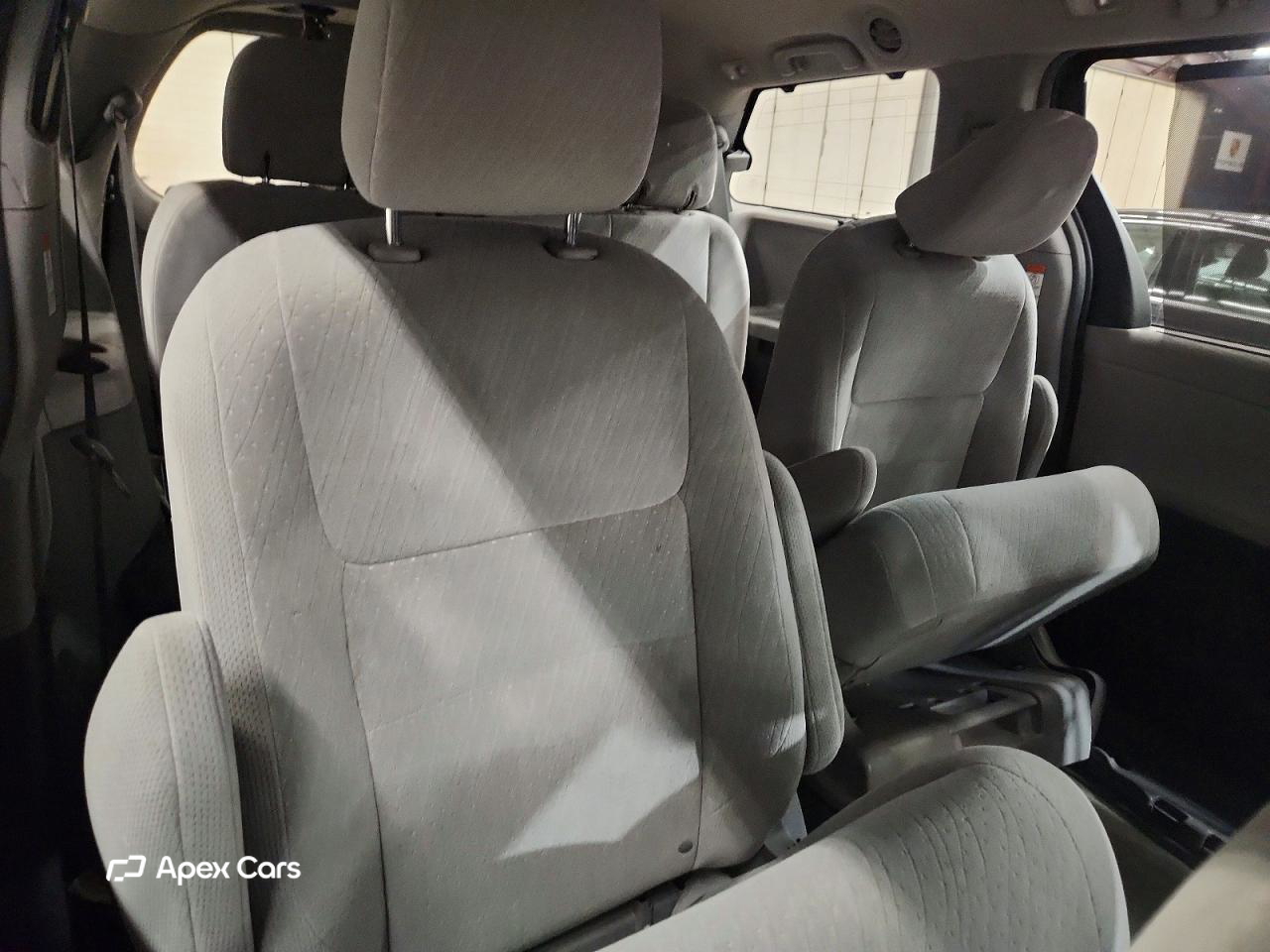 Toyota Sienna 2015