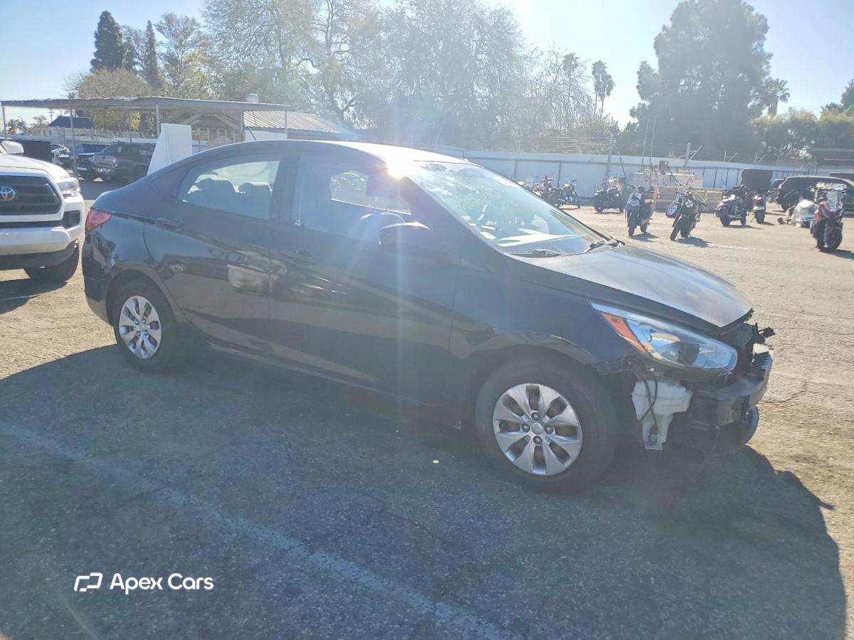 Hyundai Accent 2015