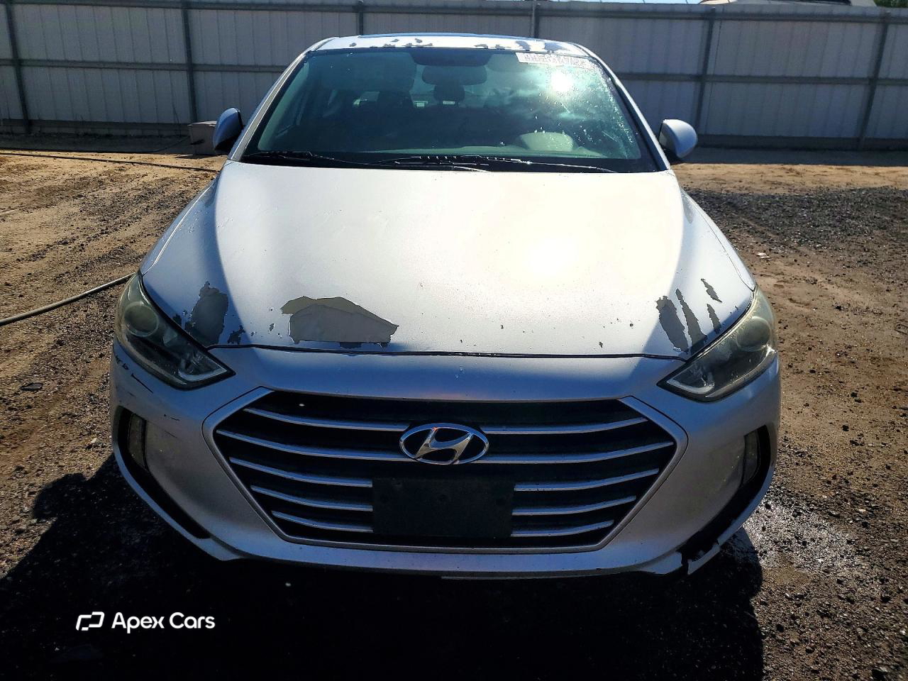 Hyundai Elantra 2017