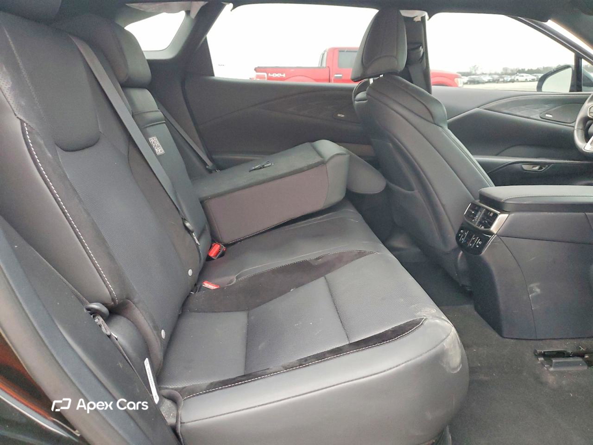 Lexus RX 2023