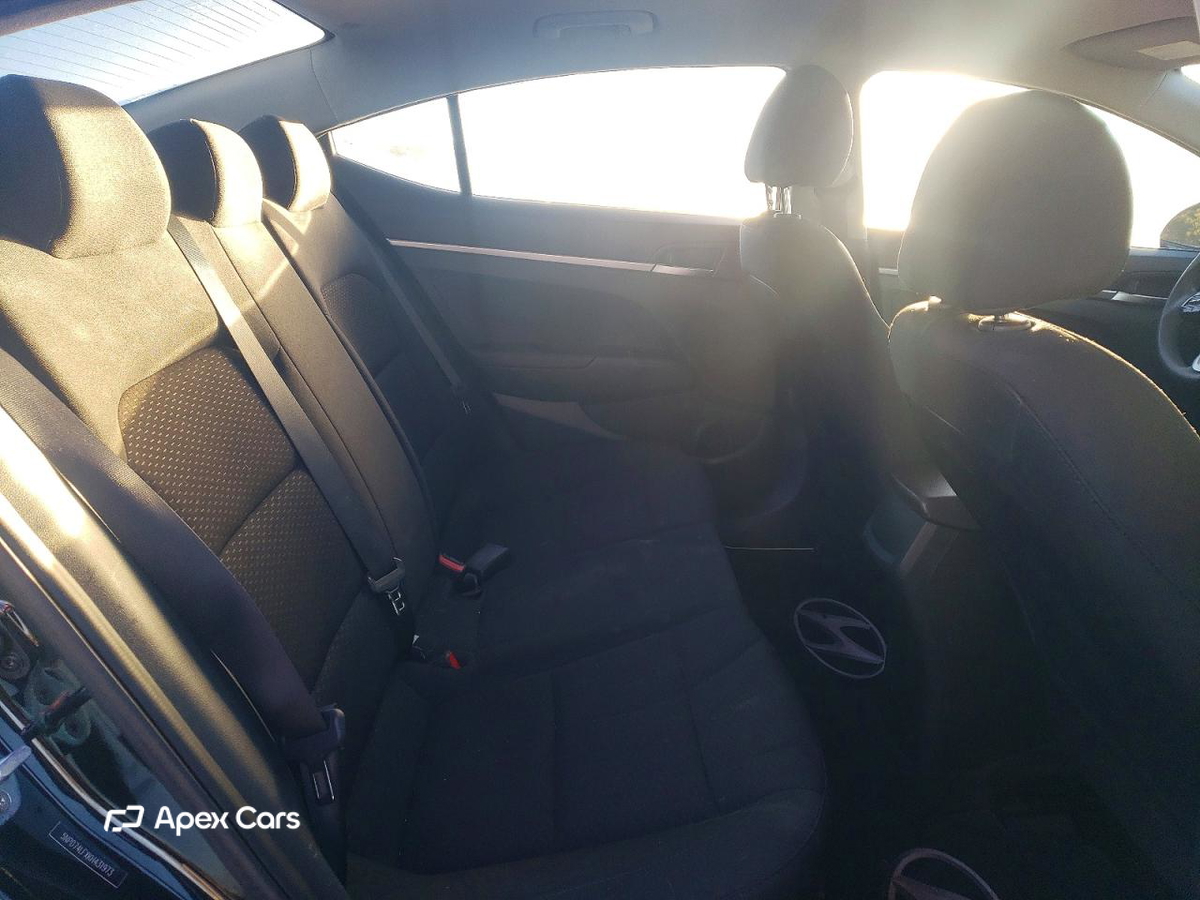 Hyundai Elantra 2019