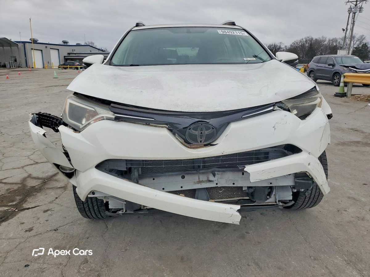 Toyota RAV 4 2016