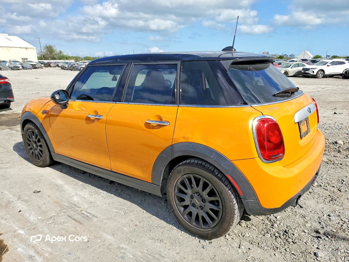 MINI Cooper 2015