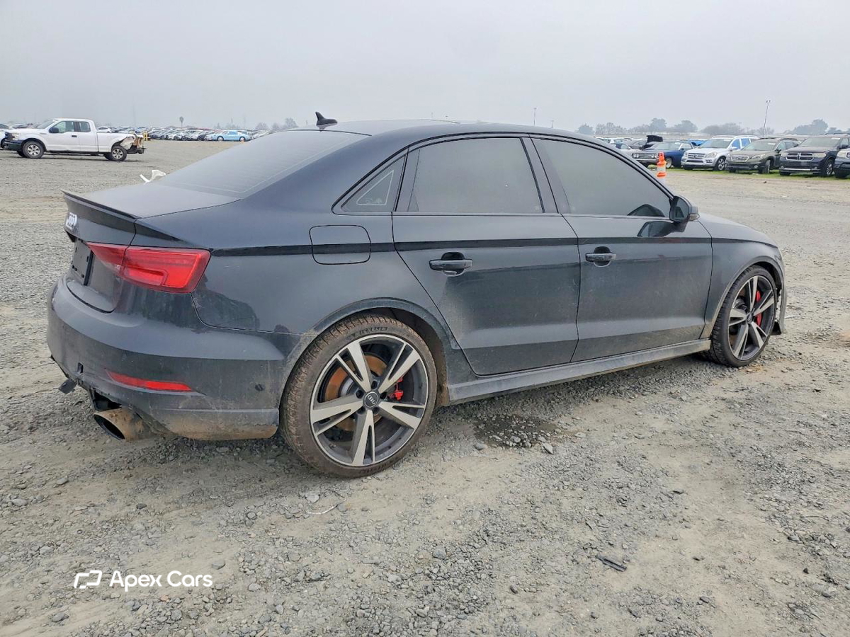 Audi RS3 2019