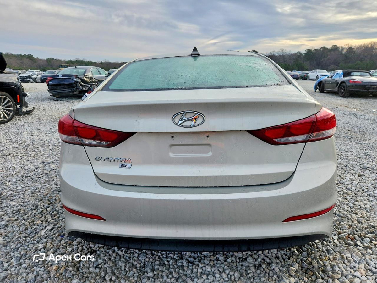 Hyundai Elantra 2017