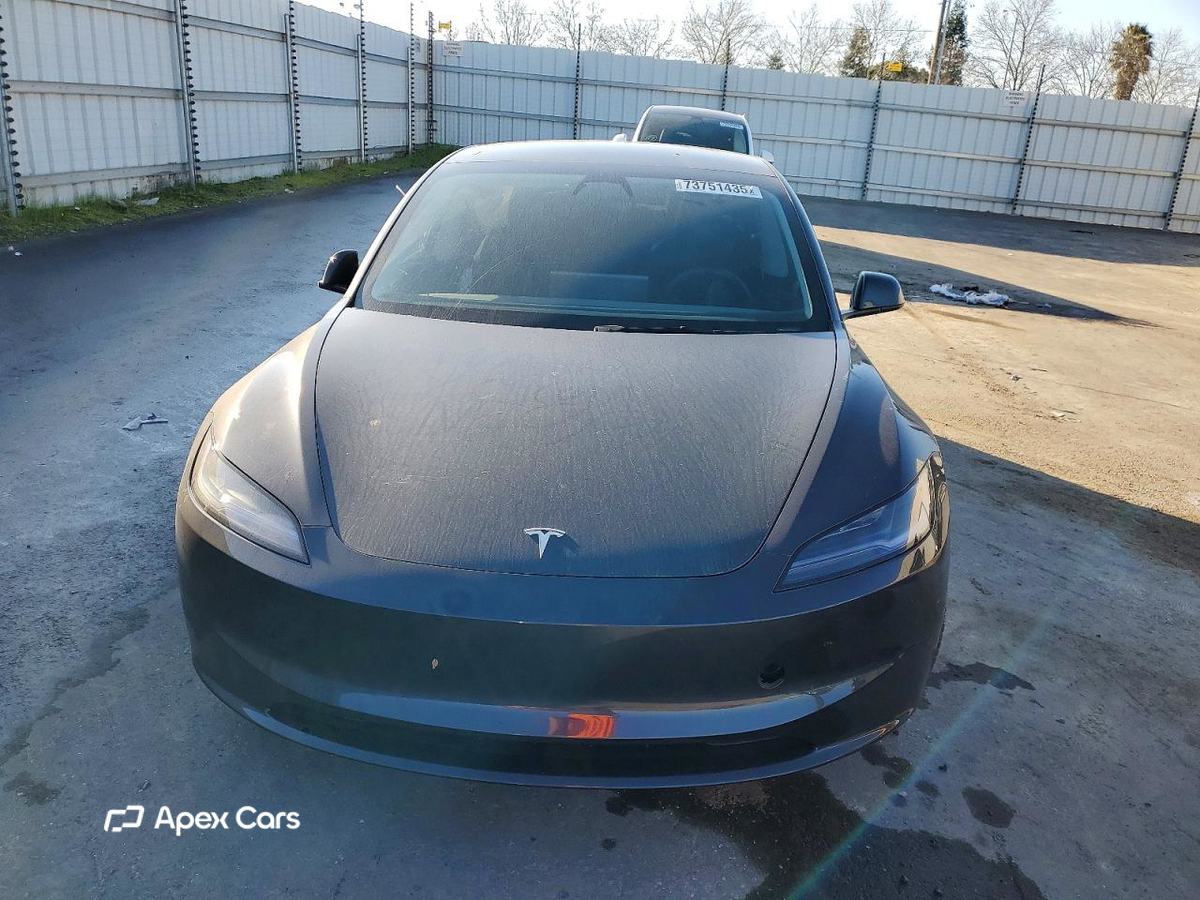 Tesla Model 3 2025