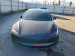Tesla Model 3 2025