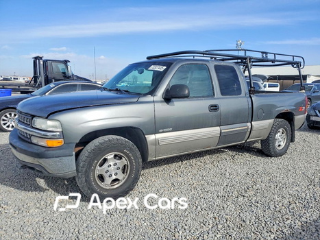 Chevrolet Silverado 2000 - Image 1 of 12