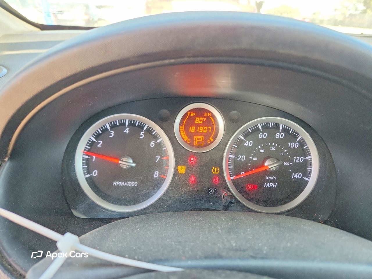 Nissan Sentra 2011