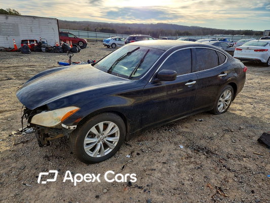 Infiniti M 2011 - Image 1 of 12