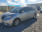 Toyota Sienna 2016