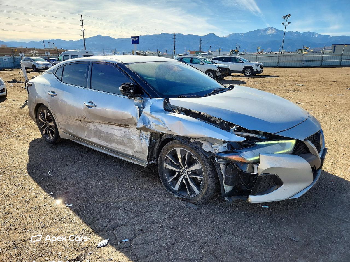 Nissan Maxima 2021