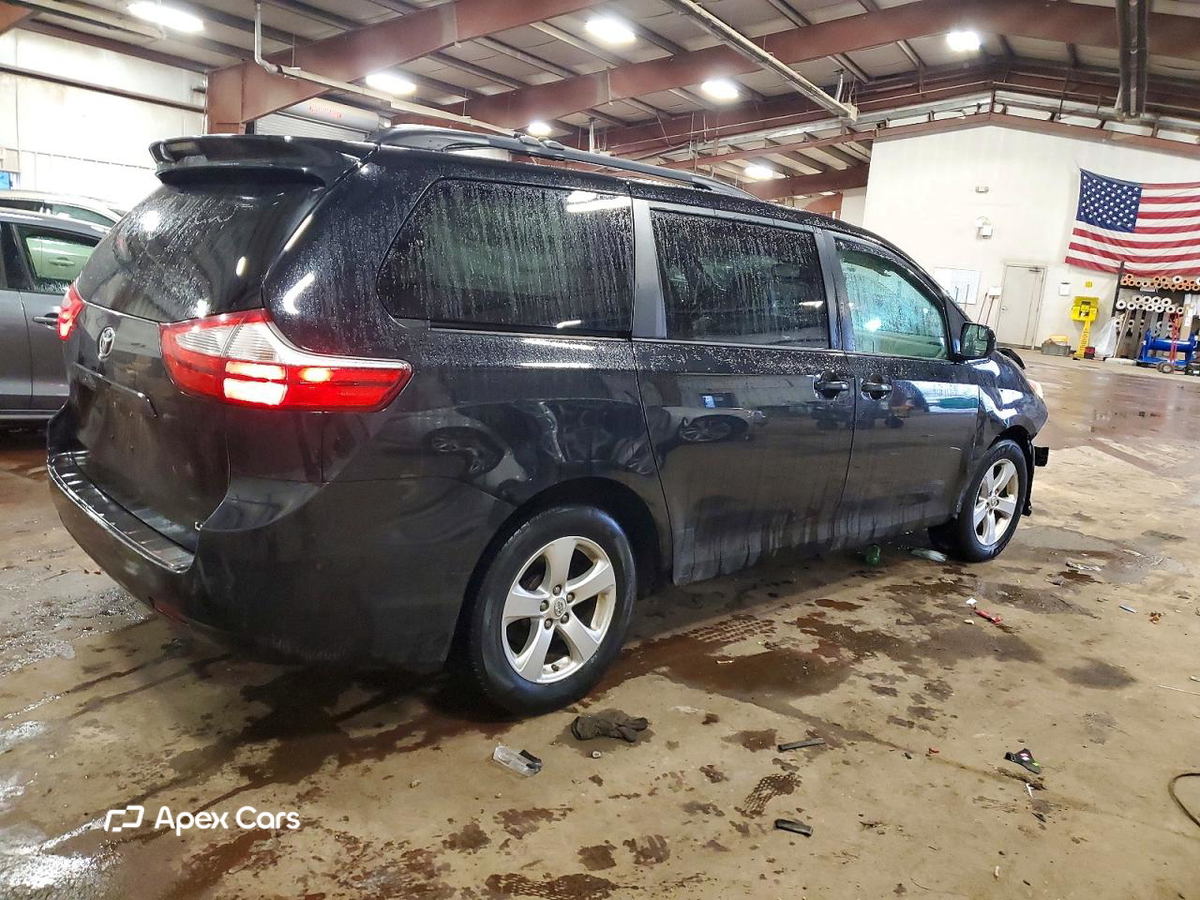 Toyota Sienna 2015